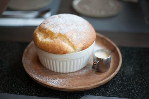 Soufflé au Grand Marnier traditionnel