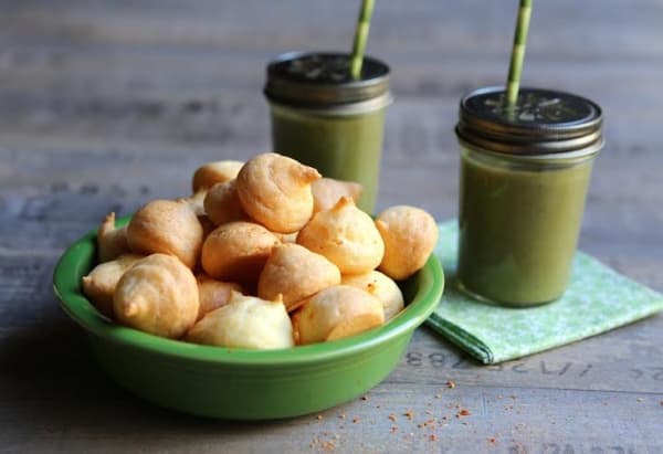 Chouquettes au Parmesan et au piment d’Espelette