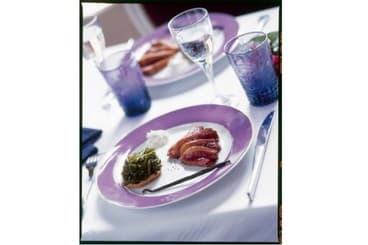 Tatin de haricots verts caramélisés accompagnée d'un magret de canard et d'une crème fouettée à la vanille
