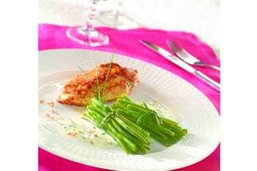 * Filet de volaille et fagot de haricots verts au fromage Ail et Fines herbes