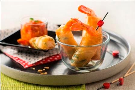 Gambas croustillantes à l'estragon, confiture de tomates rôties