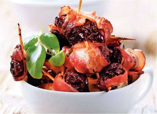 Pruneaux au bacon