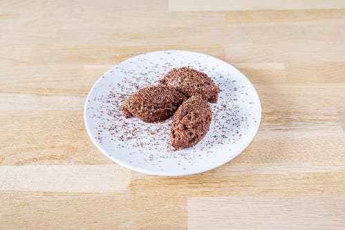Mousse au chocolat à l'aquafaba et crumble speculoos 