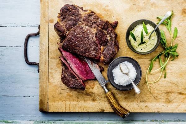 Côte de boeuf rôtie, sauce béarnaise