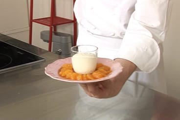 Poêlée de clémentines caramélisées, émulsion au champagne