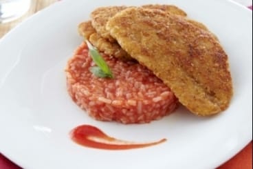 Escalopine de veau à la milanaise, riz à la tomate