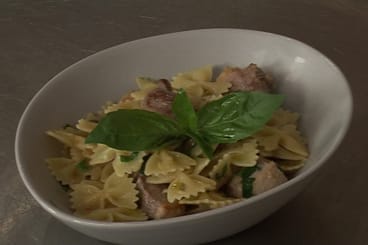 Farfalle au canard, citron et câpres