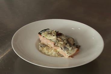 Pavé de saumon, champignons à la crème, riz basmati