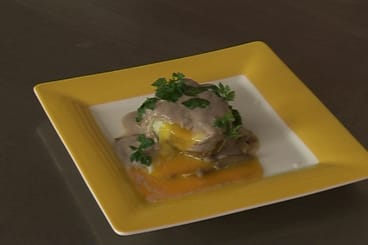 Pomme de terre à l'oeuf poché et aux champignons
