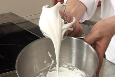 Meringue française