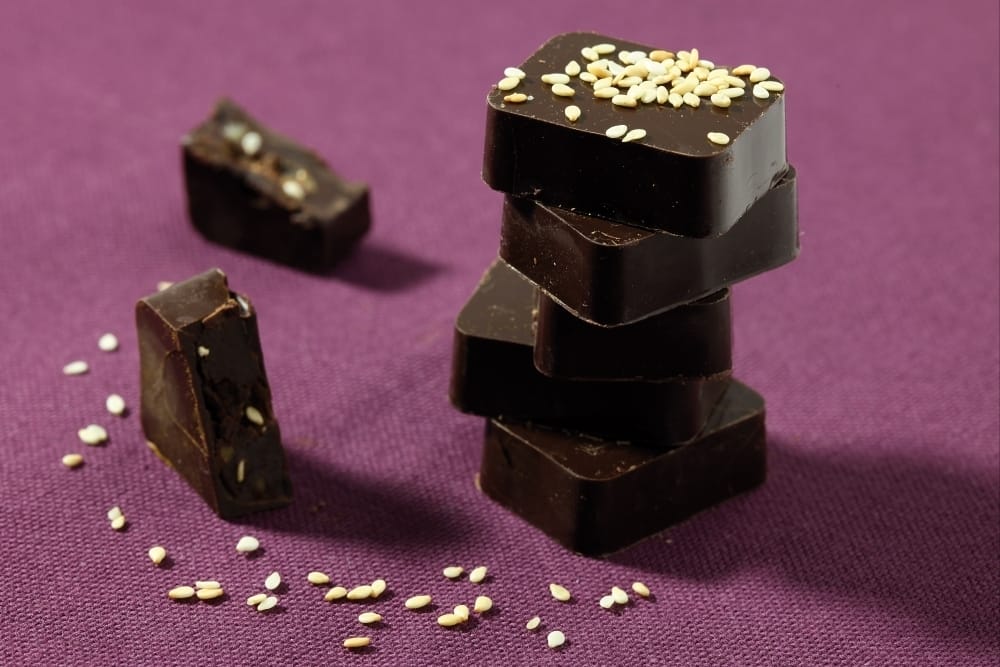 Bonbon de chocolat au sésame
