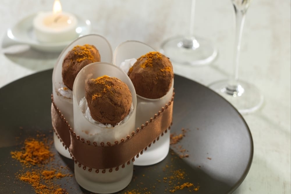 Truffe au chocolat, pomme et curry