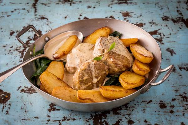 Médaillons de porc à  la crème de chicorée