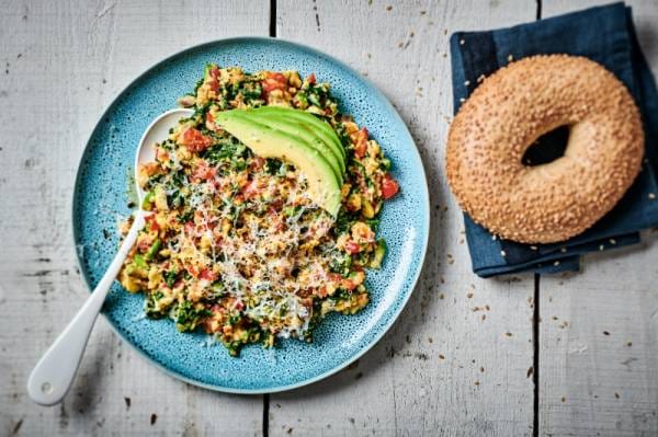 Oeufs brouillés à la californienne