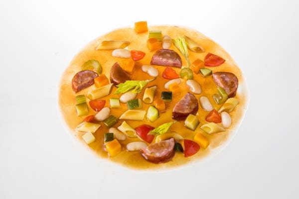 Minestrone aux saucisses fumées