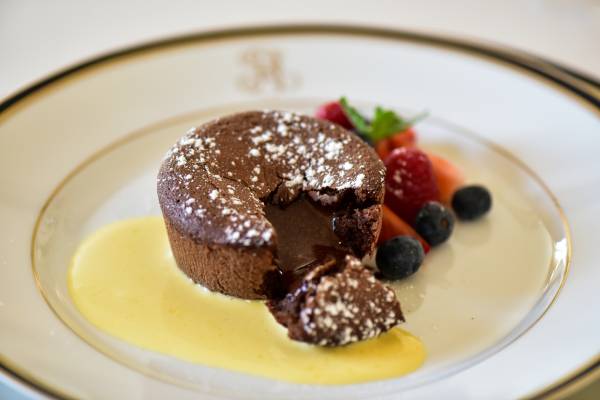 Moelleux au chocolat noir, crème anglaise à la vanille