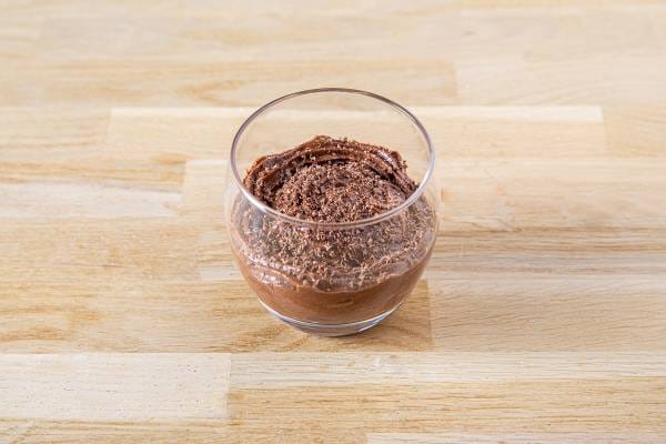 Mousse au chocolat noir classique