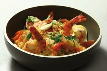 Spaghetti épicés, gambas et coriandre fraîche