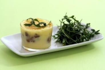 Verrine hachis parmentier de boeuf au basilic et au parmesan