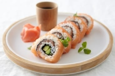 California salmon roll