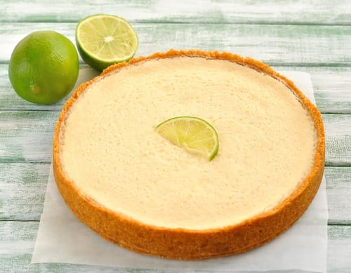 Tarte citron vert, crème légère d'agrumes 