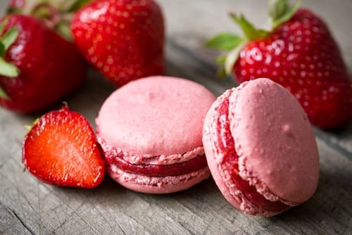 Macaron fraise-basilic