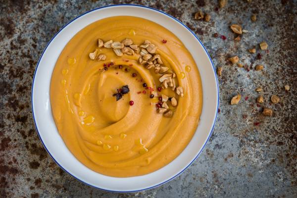 Crème de patate douces aux cacahuètes
