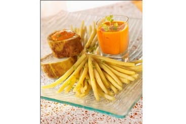 Filet mignon au curcuma et haricots beurre, coulis de poivrons
