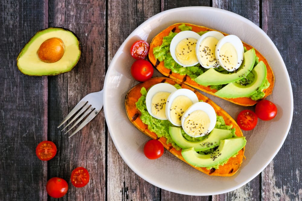 Tartine de patate douce, purée d'avocat 