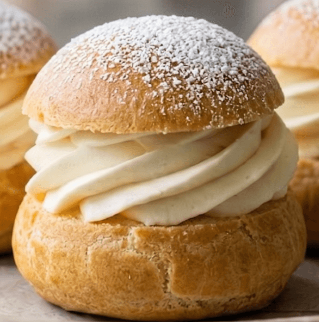 Choux à la crème chantilly