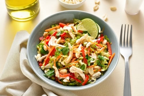 Salade thaï au poulet