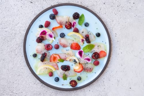 Ceviche de dorade à la framboise et huile de verveine