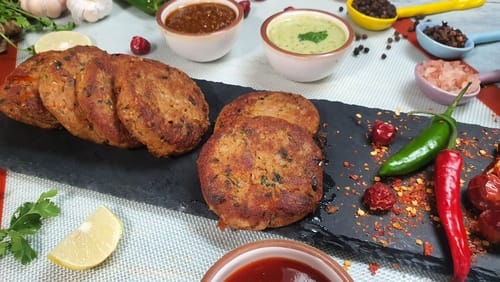 Recette Galettes de lentilles corail et carottes, sauce yaourt