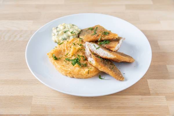 Fish & Smash  de chinchard, sauce tartare, purée de courges