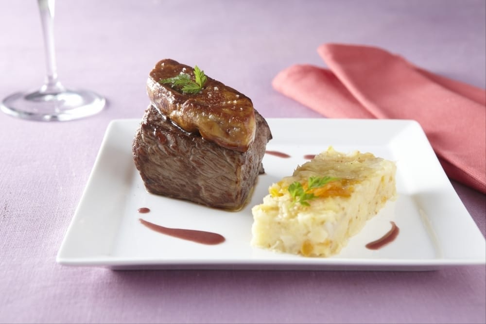 Pavé de biche façon Rossini, écrasée de légumes oubliés aux fruits secs