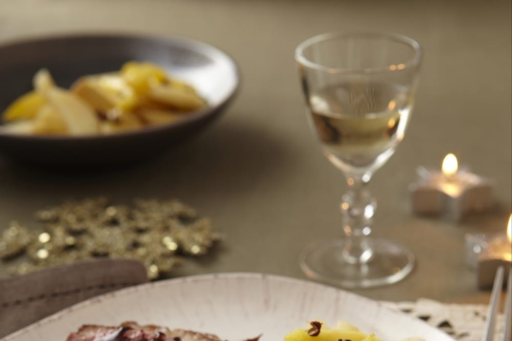 Magret de canard sauce poivre de Sichuan et balsamique, céleri et pomme glacés